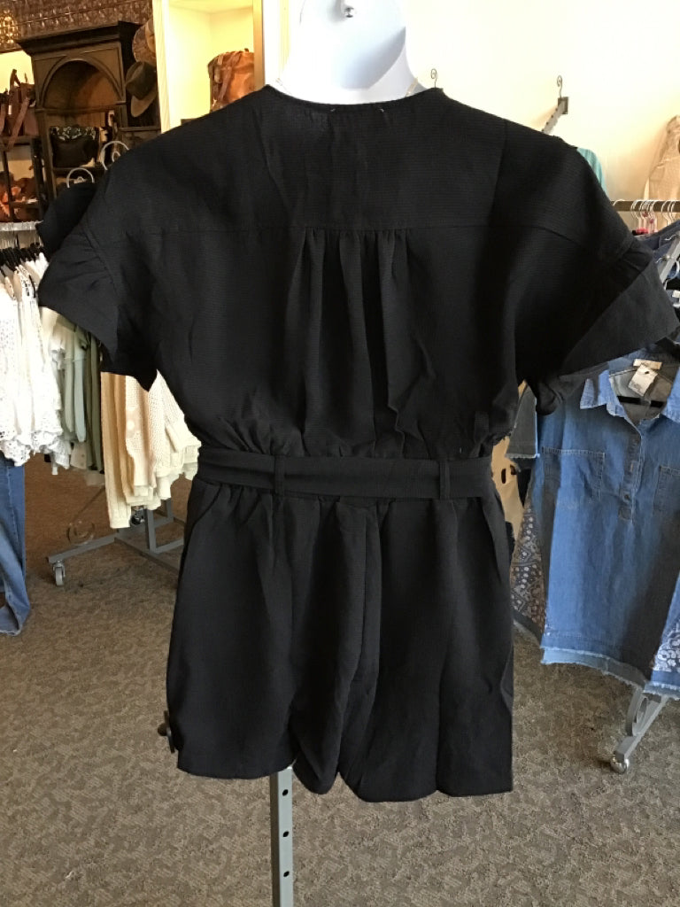 Black Ruffle Sleeve Romper - SML