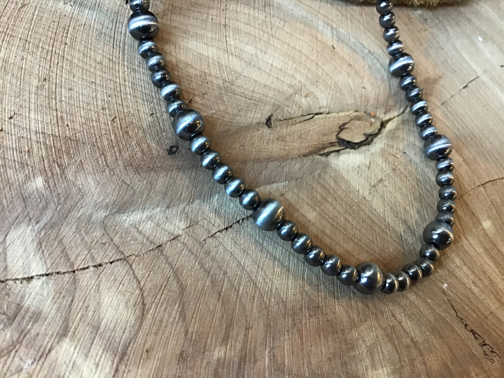 4MM Graduated Navajo Style Pearl Choker